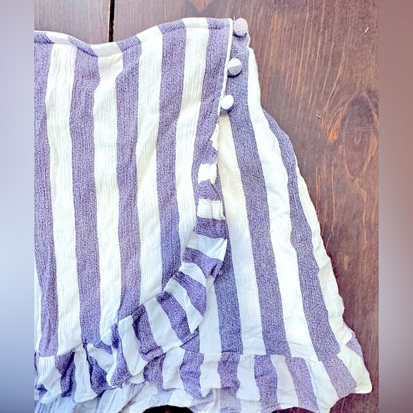 Junior’s Stripped Chambray White Wrap Skirt w/Fabric Buttons+Ruffled Hem Detail - Picture 2 of 16